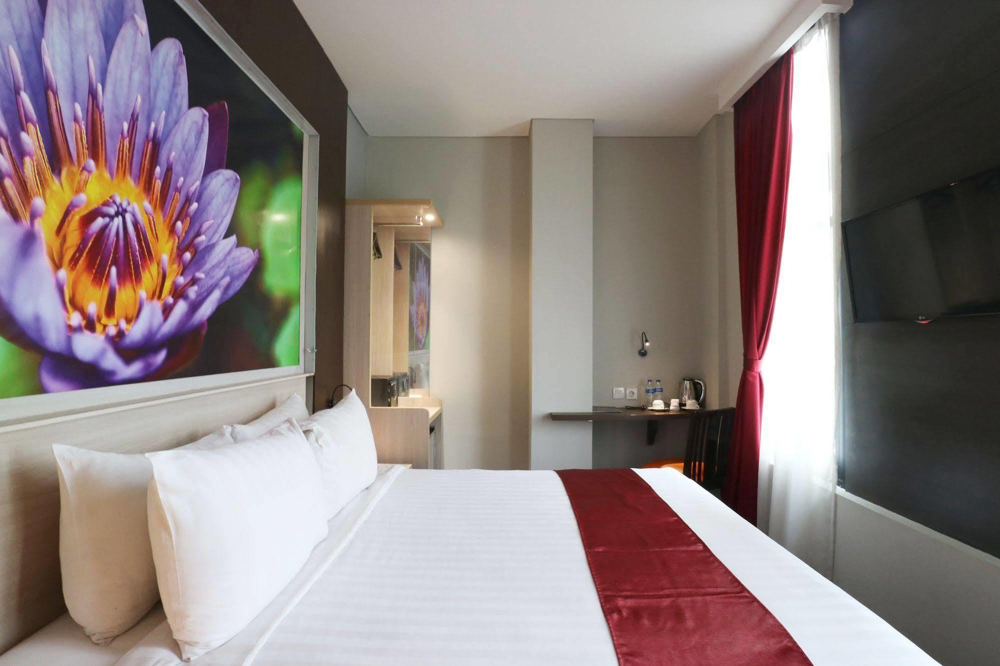 D'Hotel Jakarta Exterior foto
