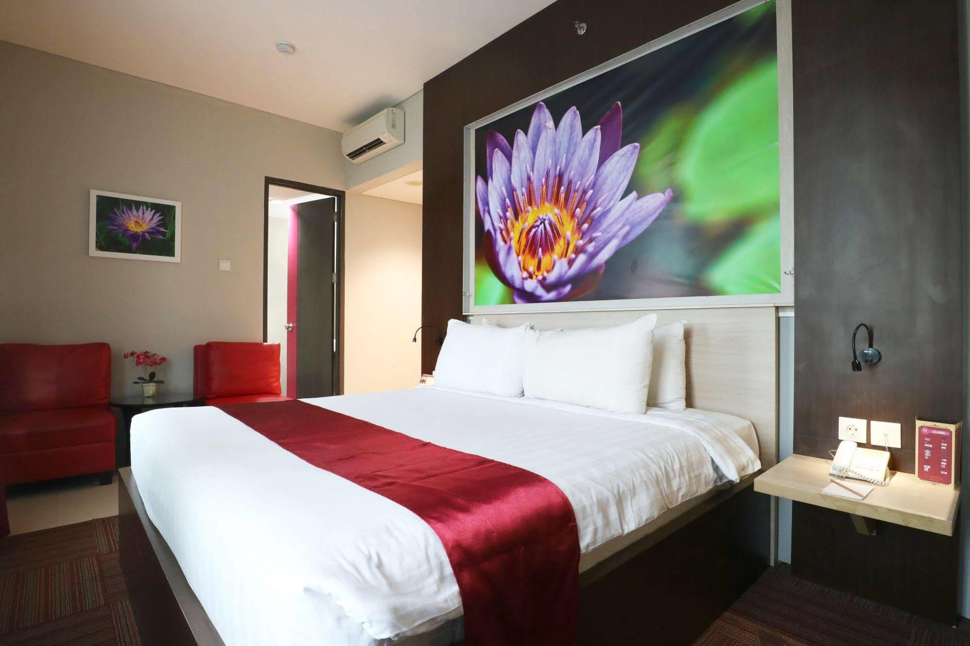D'Hotel Jakarta Exterior foto
